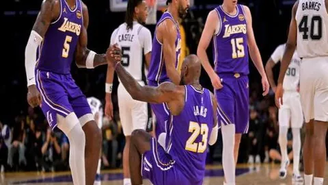 袁悦与布林科娃携手夺得WTA250奥斯汀站女双头衔